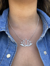 Load image into Gallery viewer, שרשרת חיל הלביאות - נשות הברזל