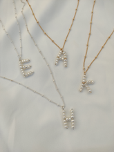 Load image into Gallery viewer, שרשראות שם מפנינים אמיתיות