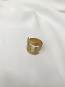 טבעת בעבודת יד בציפוי זהב לנשים