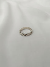 Load image into Gallery viewer, טבעת מכסף לגברים ולנשים בעבודת יד 
