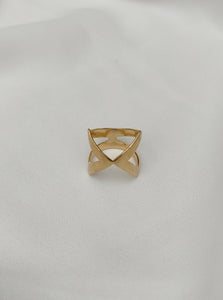 טבעת איקס בציפוי זהב