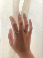 Load image into Gallery viewer, טבעת מכסף לנשים בעבודת יד
