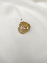 Load image into Gallery viewer, טבעת בעבודת יד ציפוי זהב לנשים
